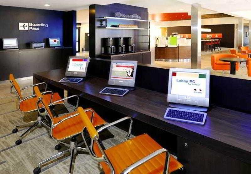 Courtyard By Marriott Phoenix Airport Hotel Facilities photo